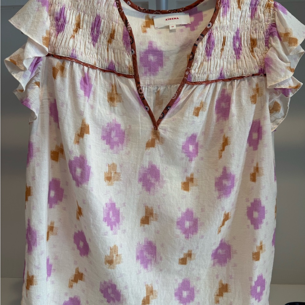 XiRENA Women's Floral Blouse - Purple and Tan